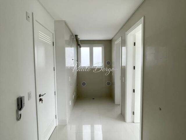 Apartamento para Venda em Balneário Camboriú - 3