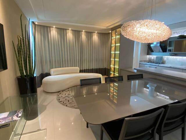 #AP 6732 - Apartamento para Venda em Balneário Camboriú - SC